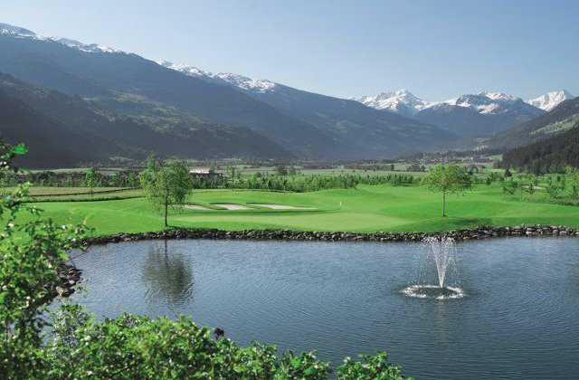 Golfplatz mit grandiosem Panorama