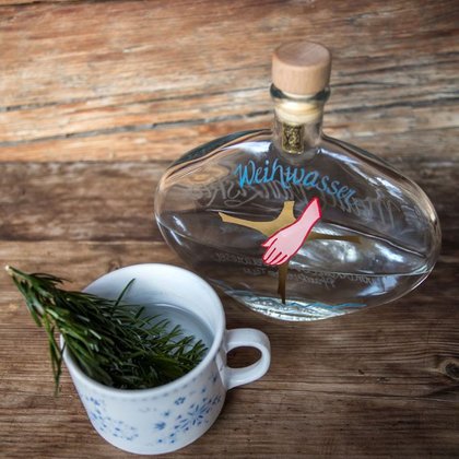Weihwasser zum Sprengn Weihwasser zum Sprengn