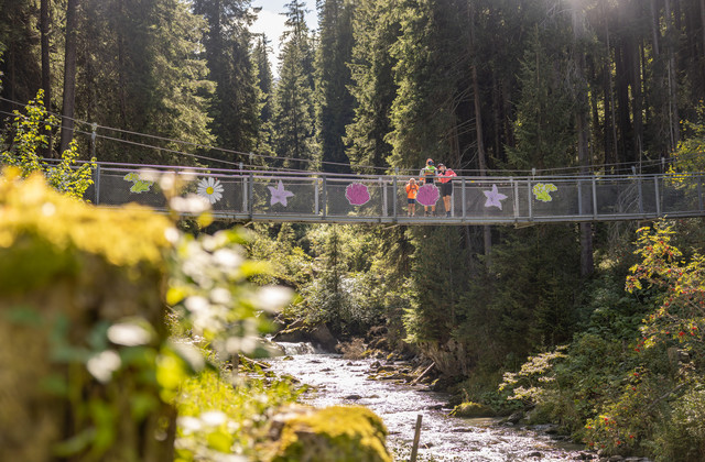 Hängebrücke in Madseit