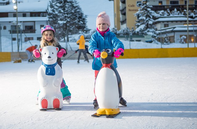 Eislaufen im Zillertal Eislaufen im Zillertal